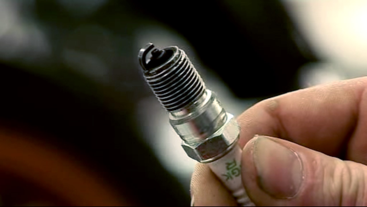 Changing Spark Plugs